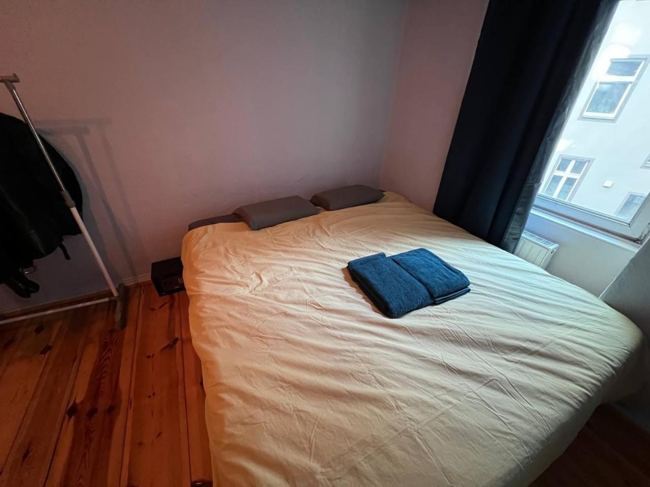 Stylish 2-Room Apartment With Balcony Next To East Side Gallery Berlin Eksteriør billede
