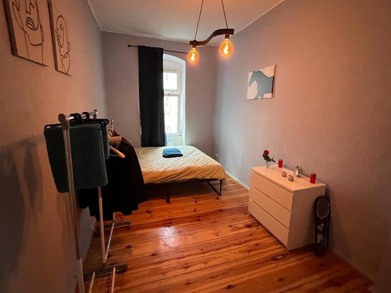 Stylish 2-Room Apartment With Balcony Next To East Side Gallery Berlin Eksteriør billede