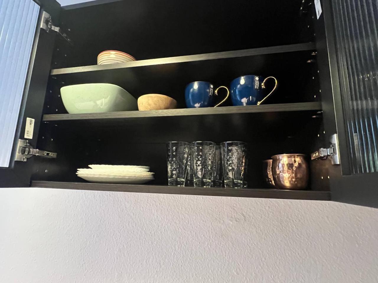 Stylish 2-Room Apartment With Balcony Next To East Side Gallery Berlin Eksteriør billede