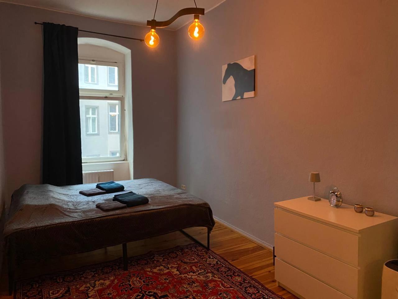 Stylish 2-Room Apartment With Balcony Next To East Side Gallery Berlin Eksteriør billede