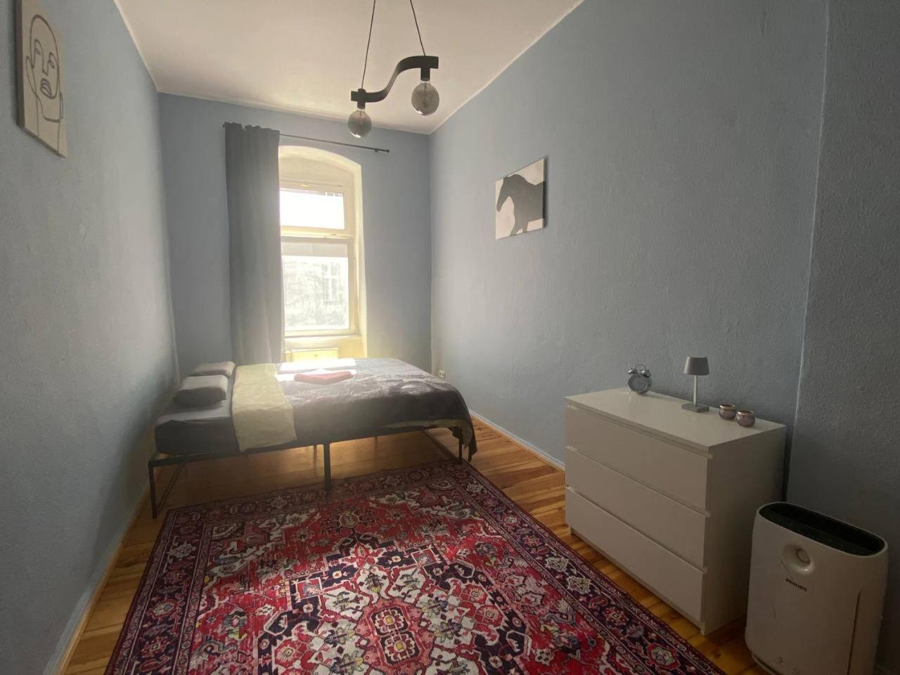 Stylish 2-Room Apartment With Balcony Next To East Side Gallery Berlin Eksteriør billede