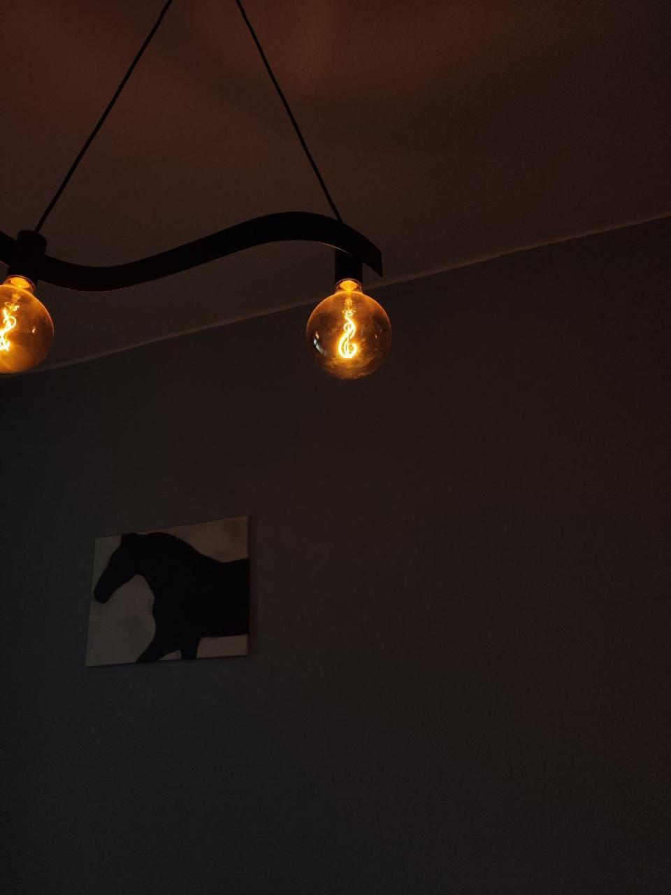 Stylish 2-Room Apartment With Balcony Next To East Side Gallery Berlin Eksteriør billede